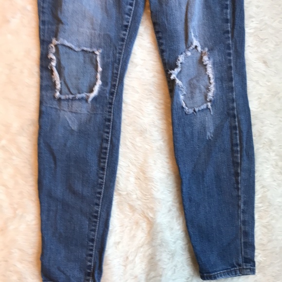 Mudd high-rise Distressed Jeans - Picture 9 of 13